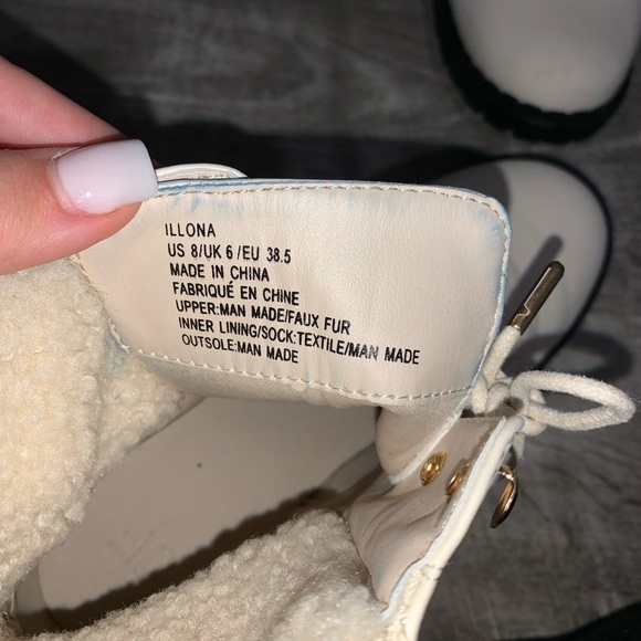 JustFab ankle boots - Picture 3 of 3